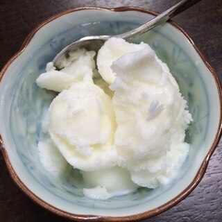 バニラチーズ風アイスクリーム